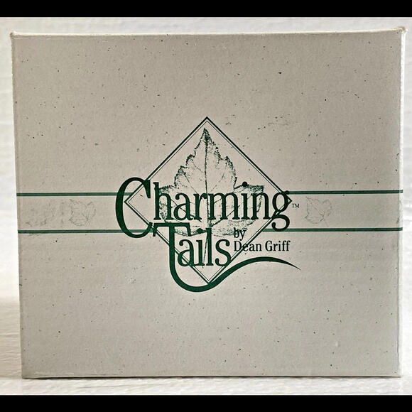 Charming Tails ~ BEARING GIFTS Figure  87/600 ~ Fitz & Floyd BNIB - Picture 7 of 9